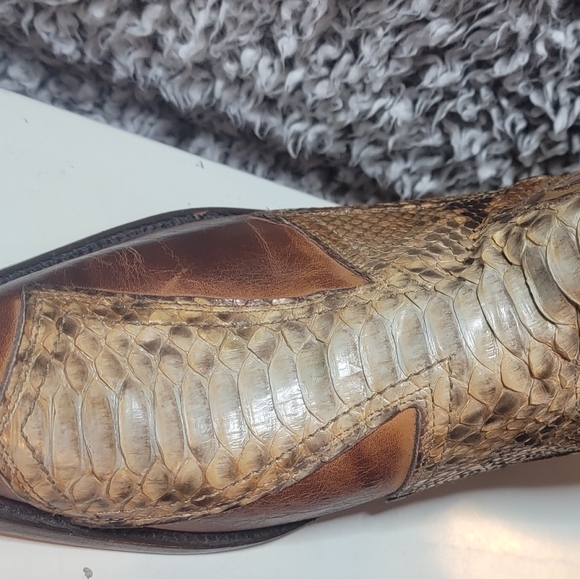 Stetson Women's Python Inlay, Cross Cowboy Boots - Picture 3 of 5